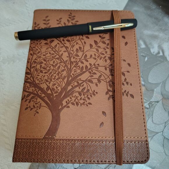 Brown Tree Of Life Leather Design Notebook with Black Gel Pen. C8 - Picture 1 of 2